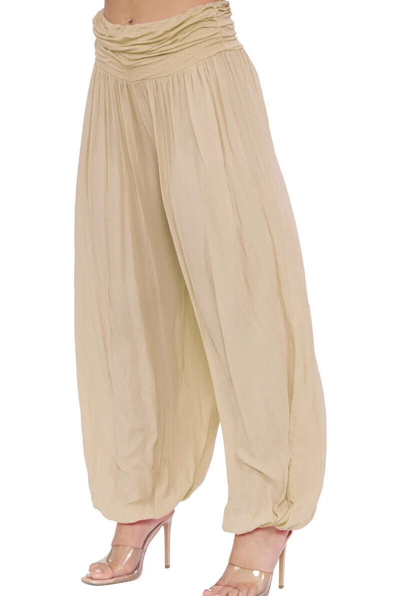 Ladies Women's Italian baggy Harem Alibaba Pants Trousers One Size Fit     Description:
New In FashionItalian Style Harem PantsHarem Pants Italian, PaisleyWide-LegPull On Autumn, Spring, Summer Classic95% Viscose 5% ElastaneAvailable I