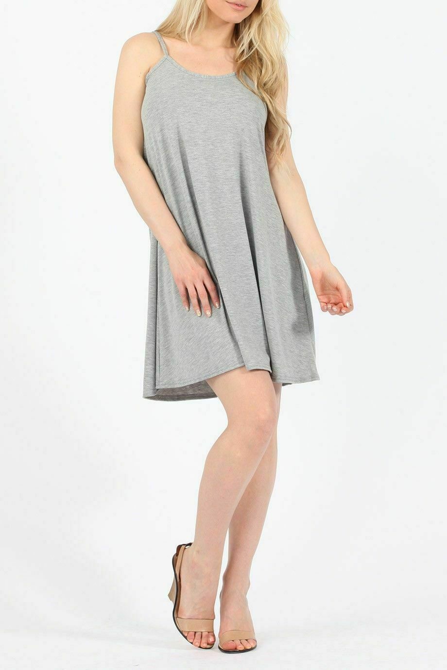 New Girl's Comfortable Sleeveless Strappy Cami Swing Summer Dress Size

 @import url('https://img.eselt.de/assets/templates/vendor/bootstrap.v3.3.5.min.css'); @import url('https://img.eselt.de/fonts/vendor/font-awesome-5.1.0/css/all.cs
